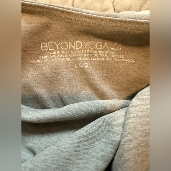 Beyond Yoga NWOT Spacedye Refocused Crop Tank in Sand Swept Heather Size Large - Picture 6 of 10